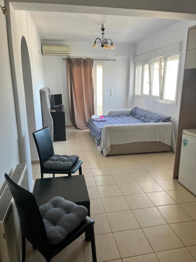 Ferienwohnung Christos Rafína Exterior foto